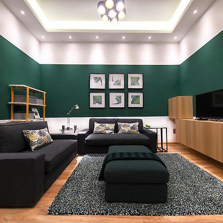 D.Five Downtown Forest Apartment Budapest Bagian luar foto